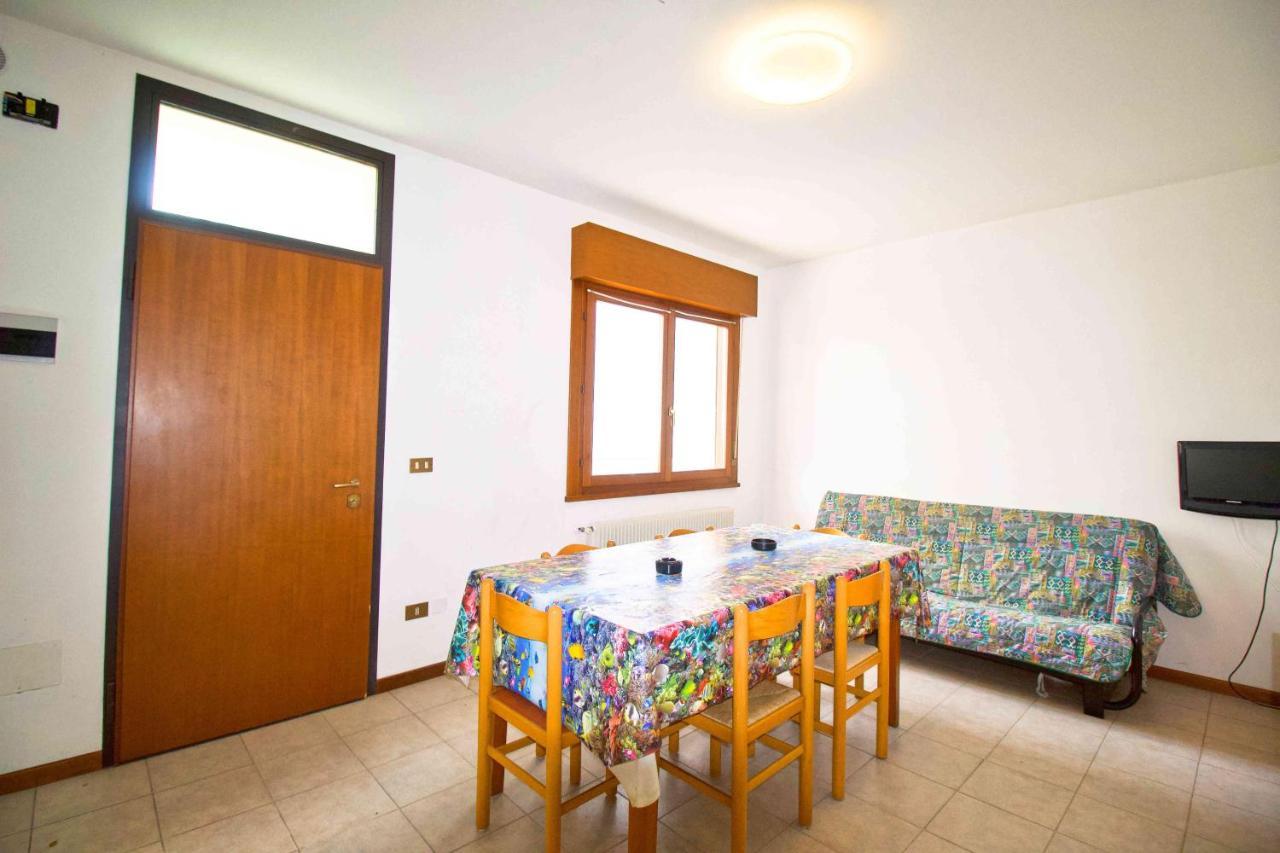 Condominio Carnelos Lido di Jesolo Exterior photo